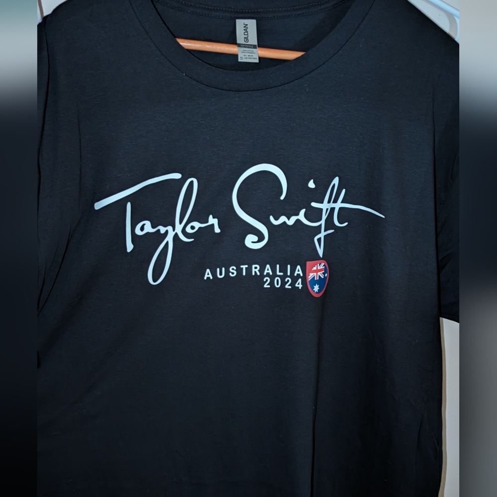 🆕 Taylor Swift's Australia 2024 Concert Tee
